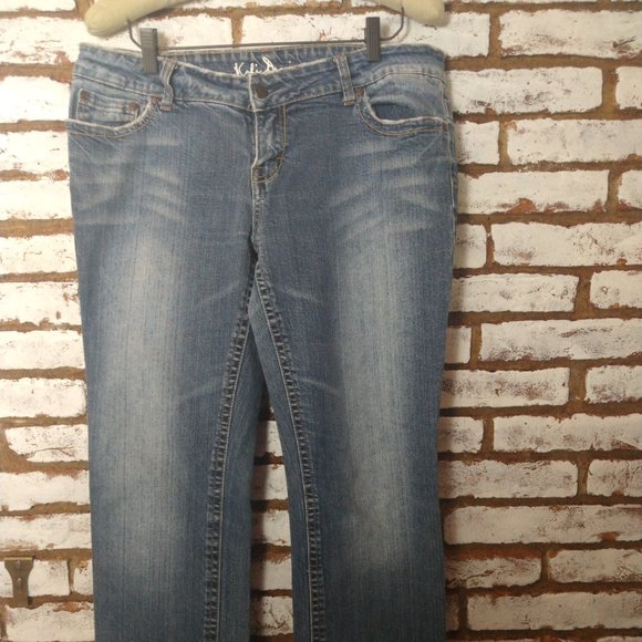 Kali Denim Jeans Med to Light Size 15 Jrs Boot Str - Picture 5 of 11